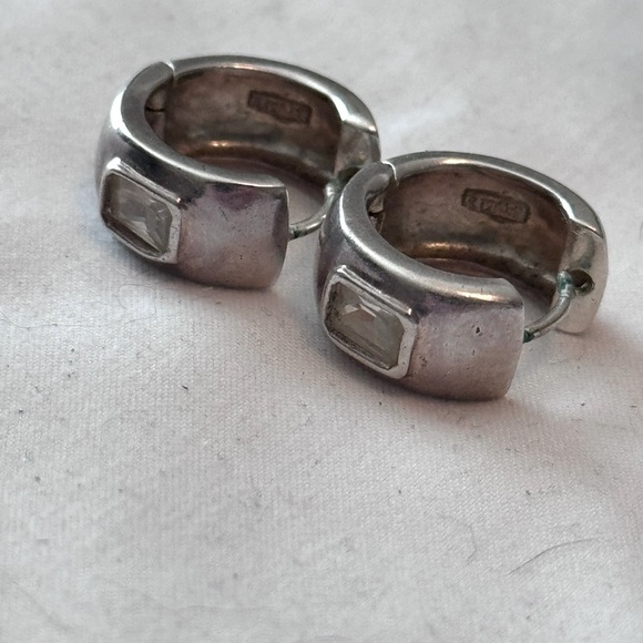 ✨ Stylish Vintage Sterling Silver and Pave Crystal Huggie Earrings - Picture 9 of 15